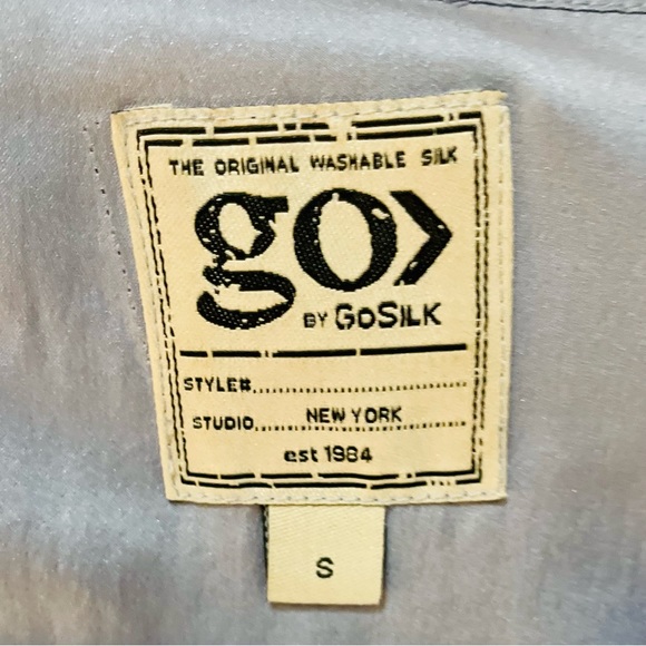 Go by GoSilk Blouse - Picture 4 of 5